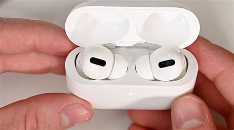 apple airpods genuine check.